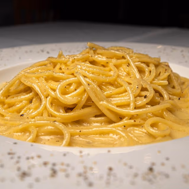 Spaghetti Cacio E Pepe