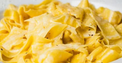 Fettuccine Alfredo