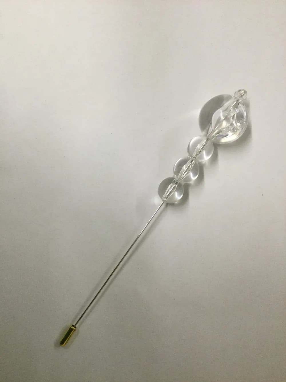 HP541 Clear beaded hat pin